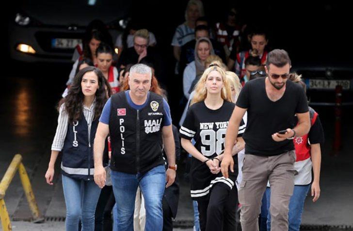 Adnan Oktar'ın müridleri böyle getirildiler  G1