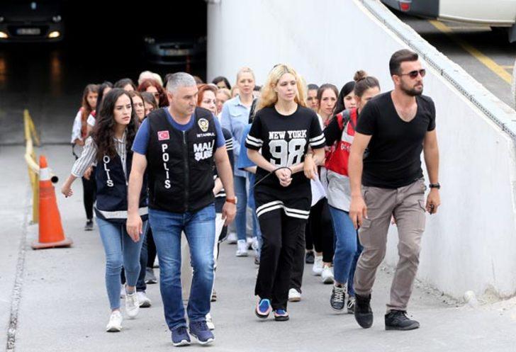 Adnan Oktar'ın müridleri böyle getirildiler  G2