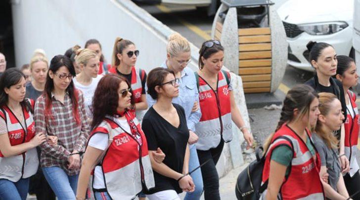 Adnan Oktar'ın müridleri böyle getirildiler  G4