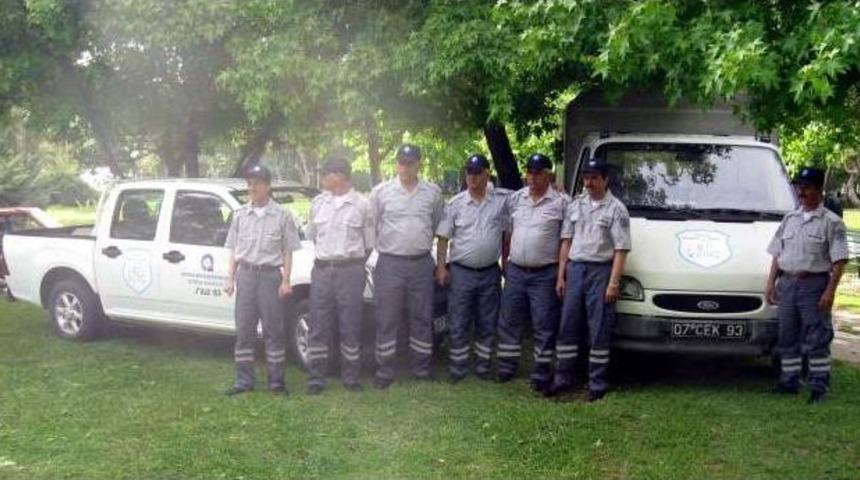 (&ouml;zel Haber) &Uuml;niformalı Hayvan Koruma Ekibi