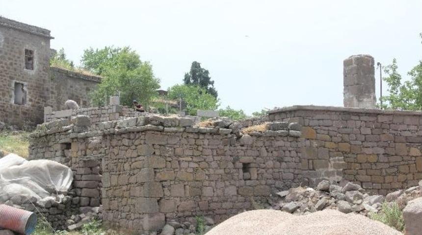 Turistik B&ouml;lgelerde İnşaat Yasağı