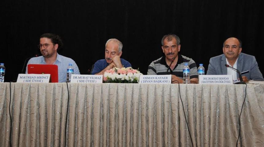 Muhalefet Taraftarları Kendi Partilerine Kızacaklarına Rakibe Şiddet G&ouml;steriyor