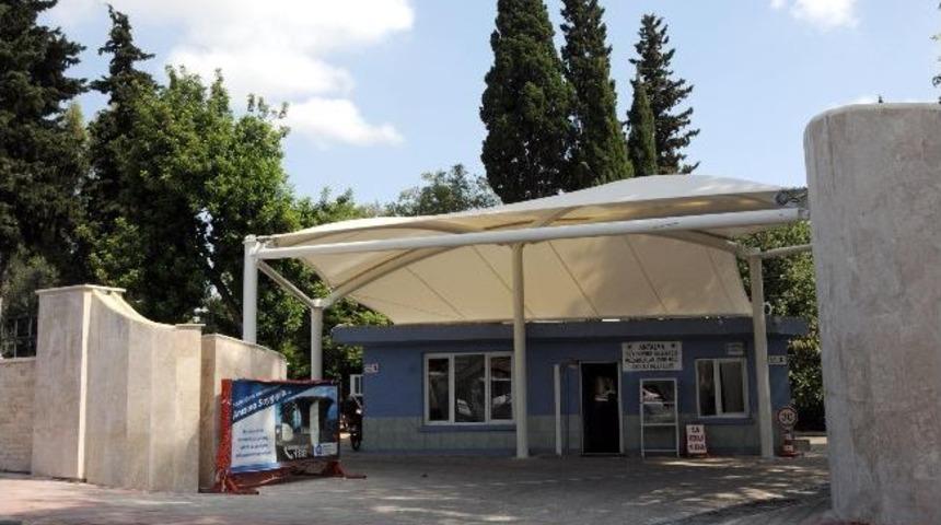 Mezarlıkların Duvarlarında Yenileme &Ccedil;alışmaları