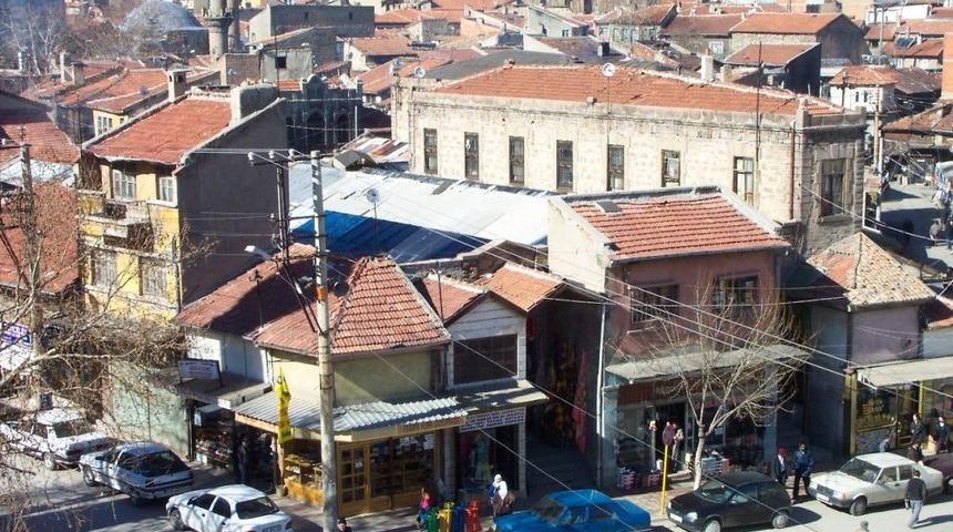 Bedesten &Ccedil;arşısı'nın Y&uuml;zde 60'ını Devlet Restore Edecek