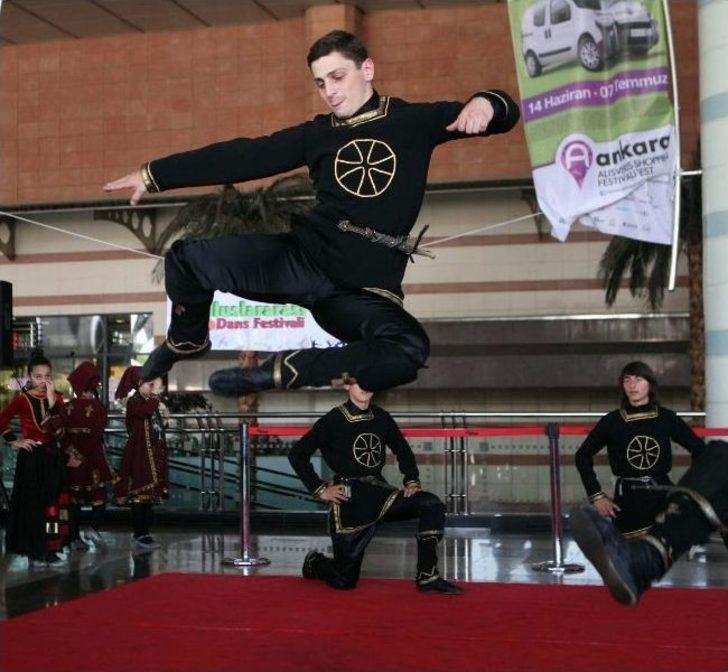 Uluslararası Dansçılar Ata’nın Huzurunda G5