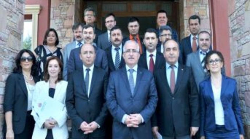 Vali Tuna: Eskişehir T&uuml;rk D&uuml;nyasında Daha Iyi Tanıtılacak