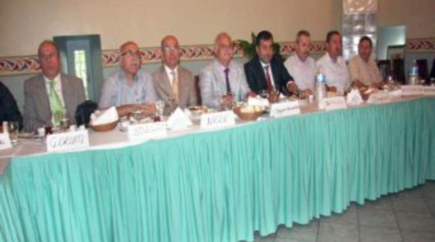 Hemşehri Dernekleri Birlik Olup Dernekler Federasyonunu Kurdu