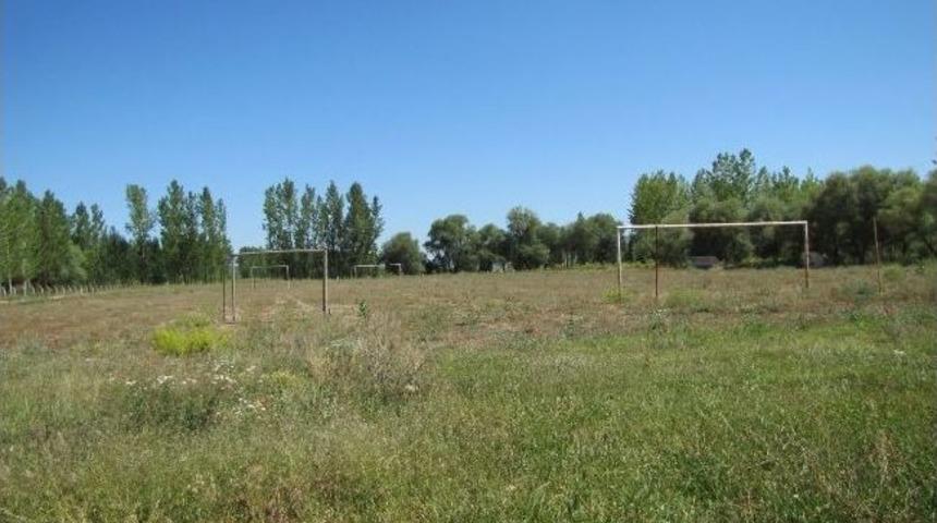 Belediye Başkanı Akbaş&rsquo;ın Sentetik &Ccedil;im Talebi