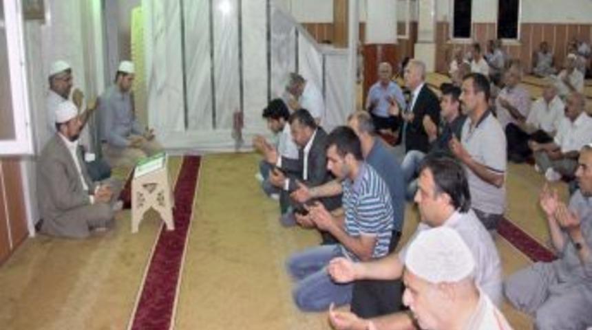 Patlamada Ölenler Hatim Duasıyla Anıldı