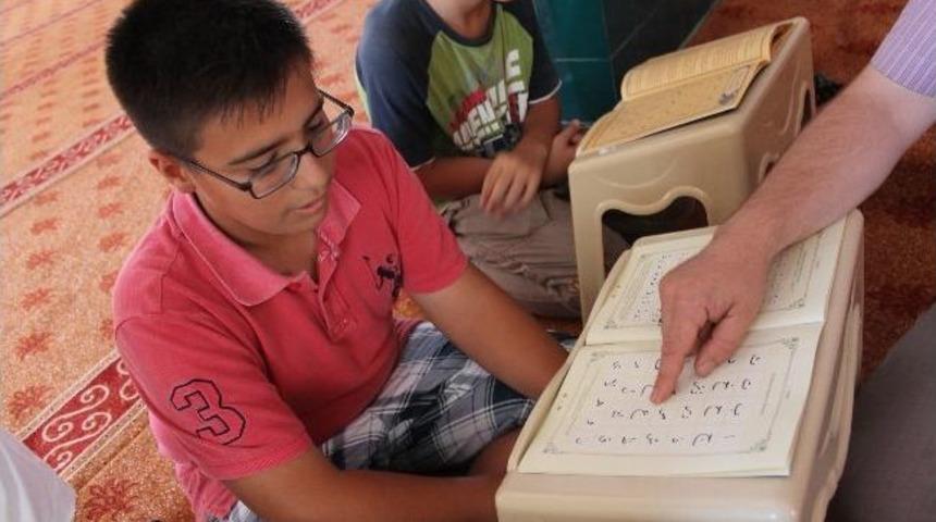 Camiler &Ccedil;ocuklarla Şenlendi