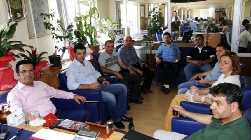 Ak Parti&rsquo;den Yeni Tapu M&uuml;d&uuml;r&uuml;ne Ziyaret