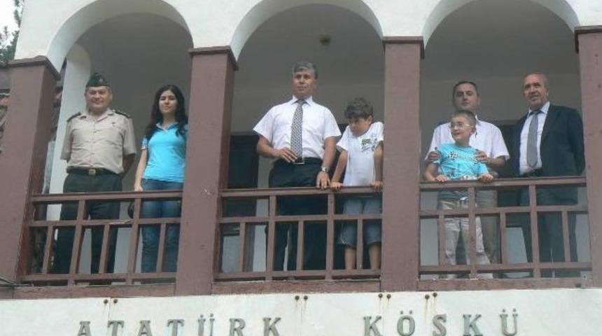 Bilecik Valisi Akpınar Atat&uuml;rk K&ouml;şk&uuml;nde