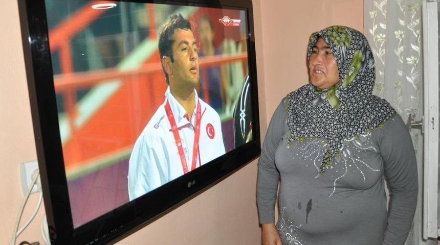 Milli Cirit&ccedil;i Avan Ailesinin Gururu Oldu