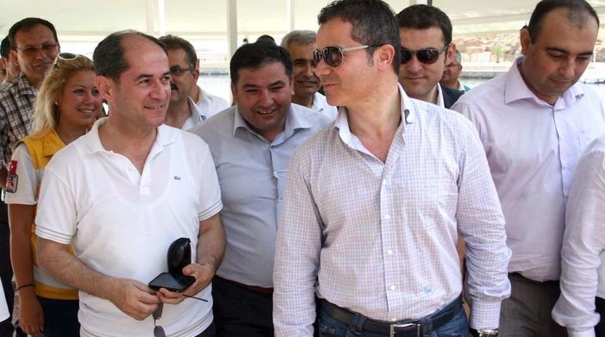 Bakan Kılı&ccedil; Aydıncık Il&ccedil;esini Gezdi