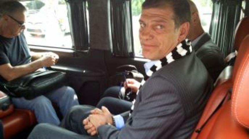 Beşiktaş'ın Teknik Direkt&ouml;r&uuml; Bilic, İstanbul'a Geldi