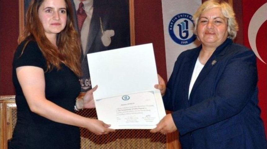 B&uuml;&rsquo;de Aile İ&ccedil;i Şiddet Konuşuldu