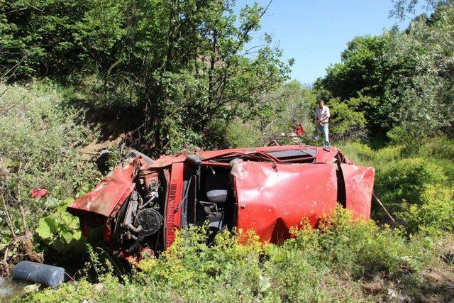 Sivas'ta Trafik Kazası: 1 Ölü, 1 Yaralı