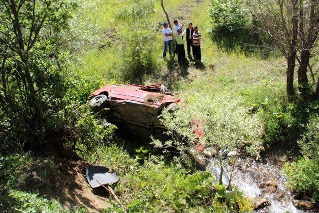 Sivas'ta Trafik Kazası: 1 Ölü, 1 Yaralı