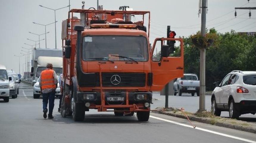 Yol &Ccedil;izgileri Yenileniyor
