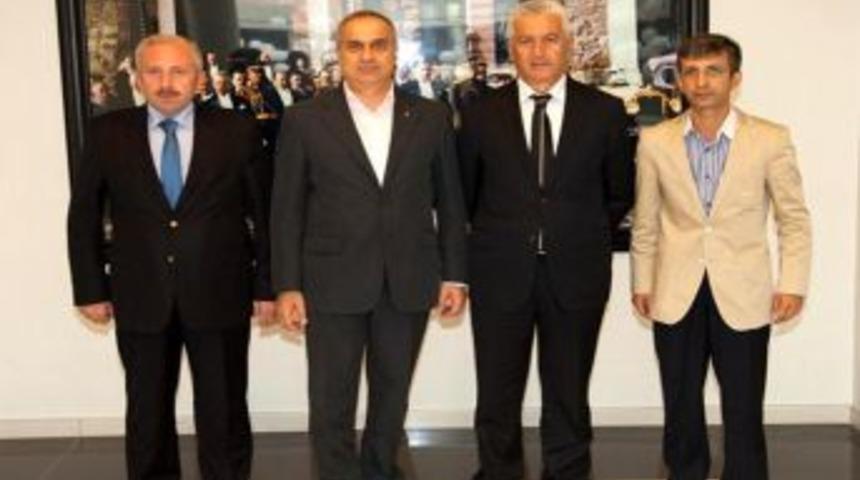 Karasu Belediye Başkanı İspiroğlu, SATSO'yu Ziyaret Etti