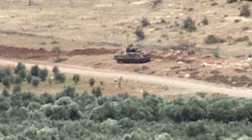 Suriye Sınırında Hendek A&ccedil;ma &Ccedil;alışması Devam Ediyor