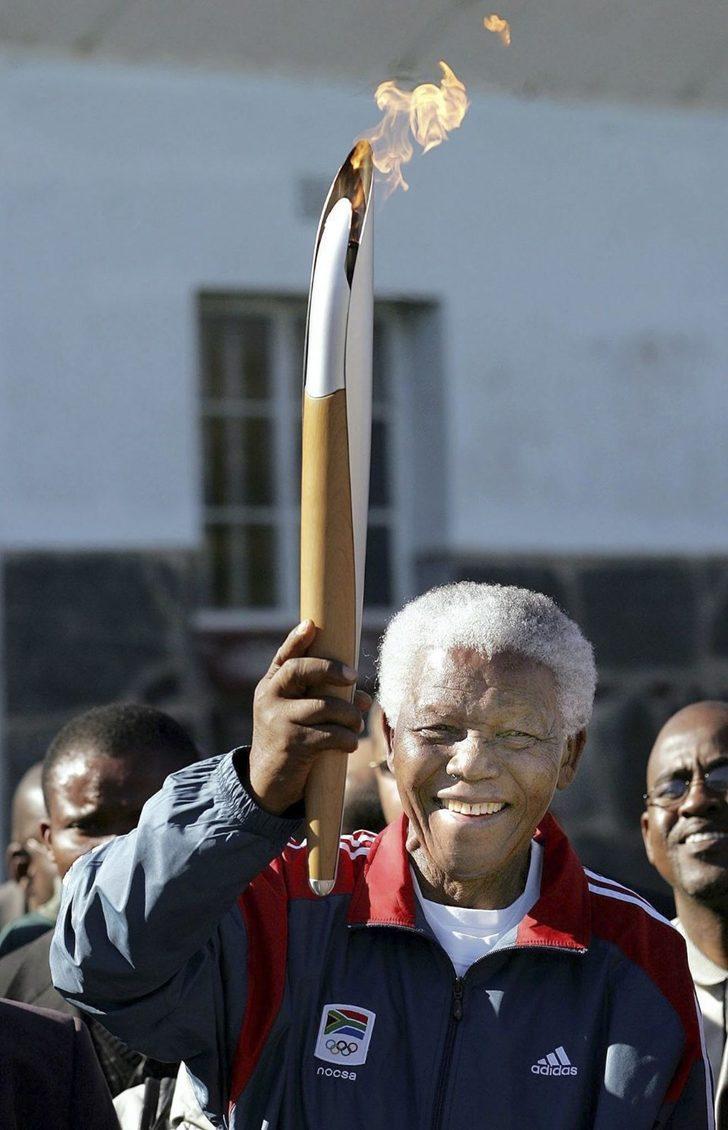 'Özgürlüğün lideri' Nelson Mandela  G4