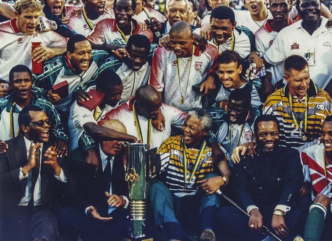 '&Ouml;zg&uuml;rl&uuml;ğ&uuml;n lideri' Nelson Mandela 