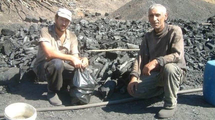 Balya&rsquo;da Ekmek Parası İ&ccedil;in Mangal K&ouml;m&uuml;r&uuml; Yakıyorlar