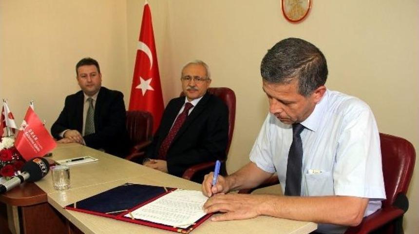 Oran Tarafından Hibe Desteği Alan Firmalar İ&ccedil;in İmza T&ouml;reni D&uuml;zenlendi