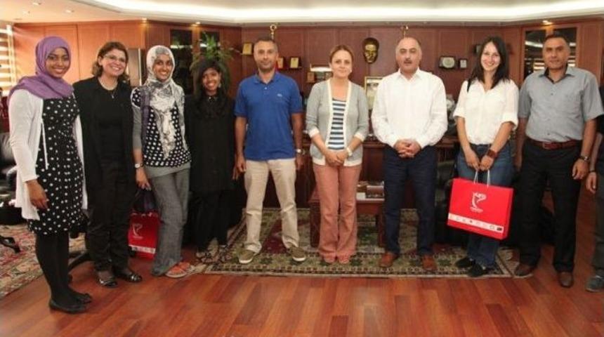 Amerikalı Misafirlere T&uuml;rk Kahvesi