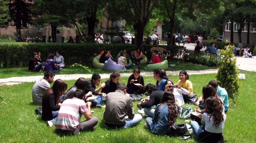 Uşak Üniversitesi’ne 5 Bin Yeni Öğrenci