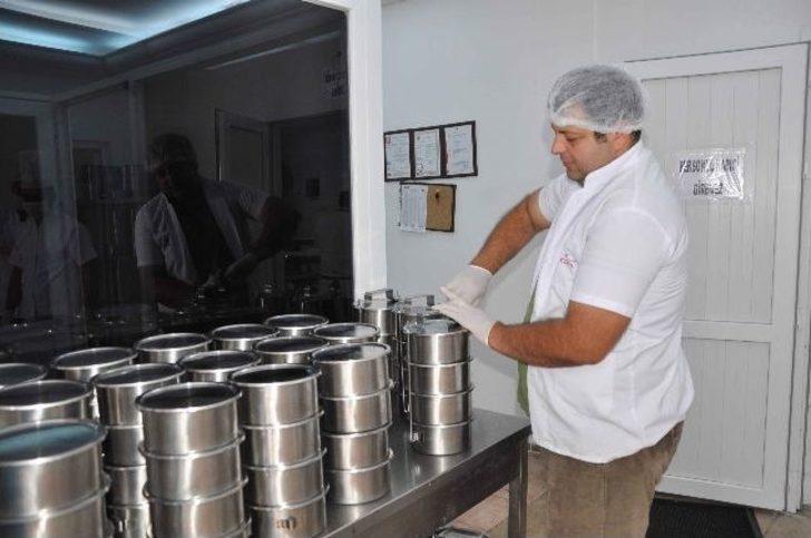 Kuşadası Belediyesi Aş Evi Hizmete Girdi G3