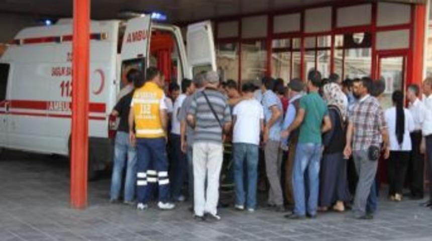 Lice&rsquo;de Karakol Protestosunda Gerginlik: 2 &Ouml;l&uuml;, 4 Yaralı