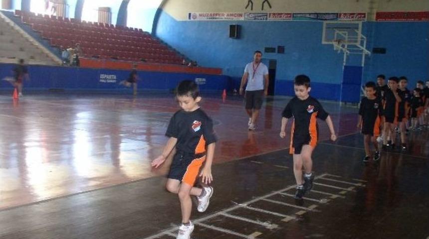 Yaz Spor Okulları Başlıyor