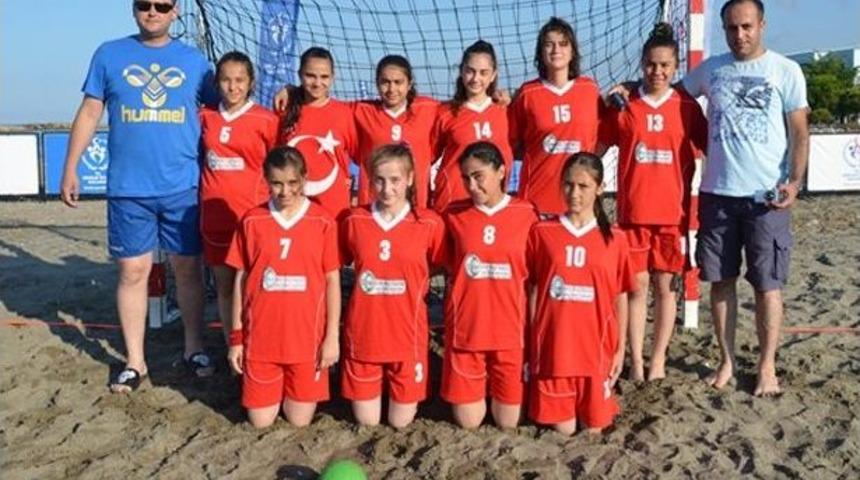 Plaj Hentbolunda Kastamonu, İkinci Oldu
