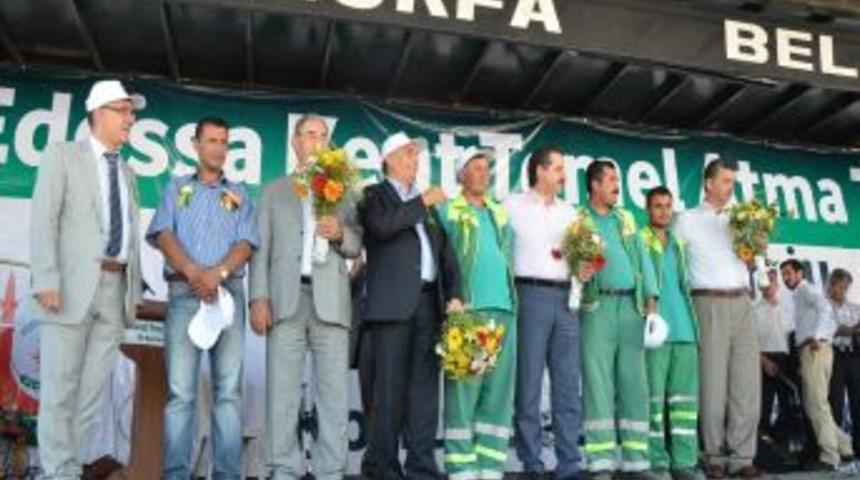 Bakan &Ccedil;elik: Kardeşlik H&acirc;kim Oluyor Diye Rahatsız Olan D&uuml;şmanlarımız Var