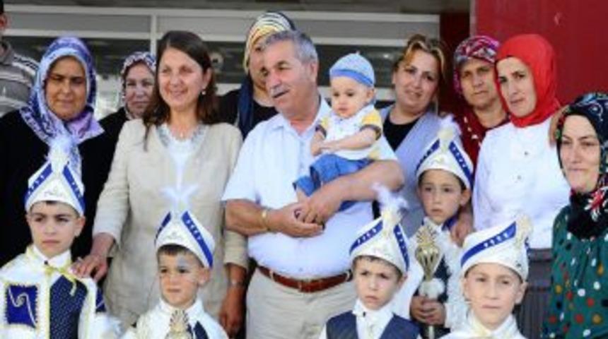 İlkadım Belediyesi 20. S&uuml;nnet Ş&ouml;lenini Ger&ccedil;ekleştiriyor