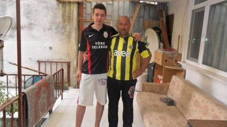 Kazazede Fenerbah&ccedil;e Bayrağı İle Defnedildi