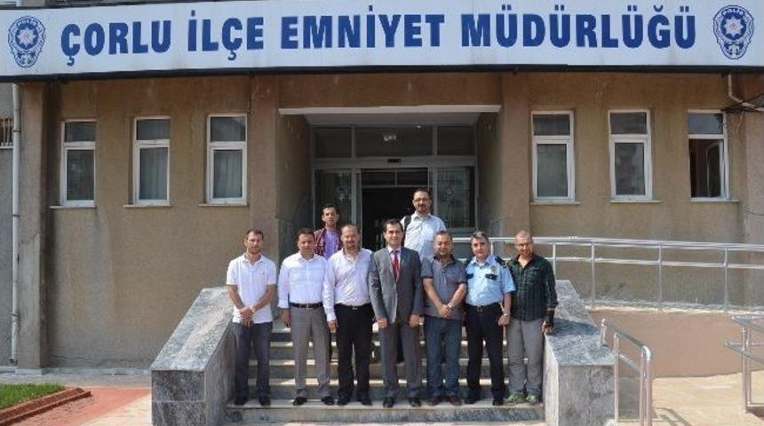 &Ccedil;orlu Gazeteciler Derneği&rsquo;nden İl&ccedil;e Emniyet M&uuml;d&uuml;r&uuml; Şardağı&rsquo;na Ziyaret