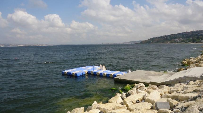 G&uuml;rpınar Sahili&rsquo;ne Y&uuml;zen Iskeleler