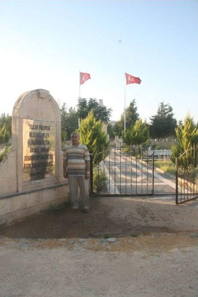 Belediye Başkan Aday Adayı Çelebioğlu, Ülkücü Ve Terör Şehitlerinin Mezarını Ziyaret Etti