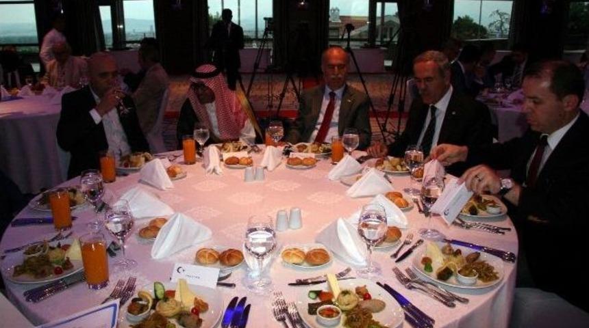 &ldquo;arap Turistler Gezi Olaylarından Etkilendi&rdquo;