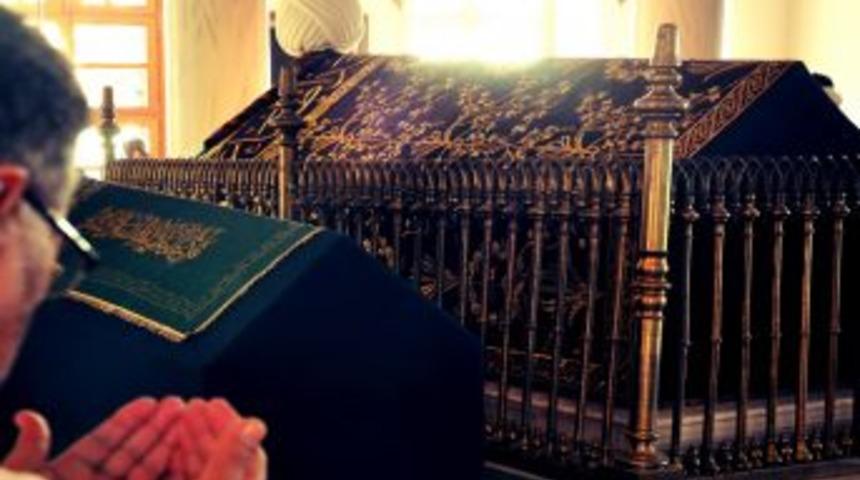 Şehir Rehberi Kurt: H&uuml;davendigar Camii Kiliseden &Ccedil;evrilmedi