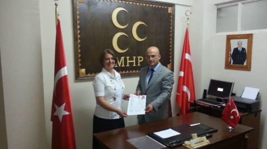 Mhp&rsquo;li Oya Arapoğlu Aday Adaylık Başvurusunu Yaptı