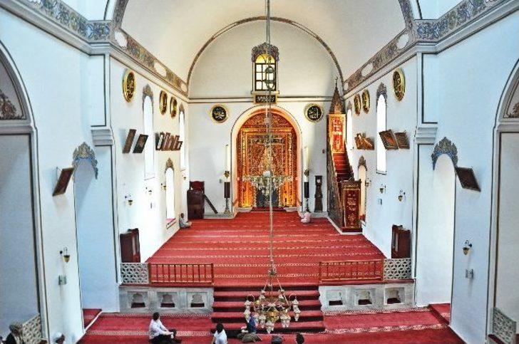 Gençler Hüdavendigar Külliyesi’ni Gezdi G1