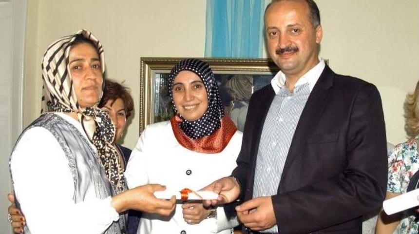 Mkm Meslek Edindirme Kurslarından Yıl Sonu Sergisi