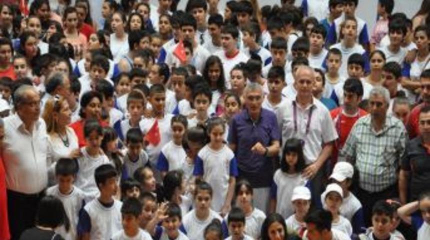 Adana&rsquo;da 40 Branşta A&ccedil;ılan Il Spor Okullarına 21 Bin &Ouml;ğrenci Katılıyor