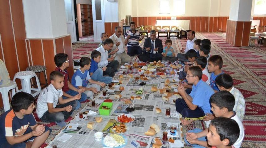 Yaz Kuran Kursunda Kahvaltılı Eğitim