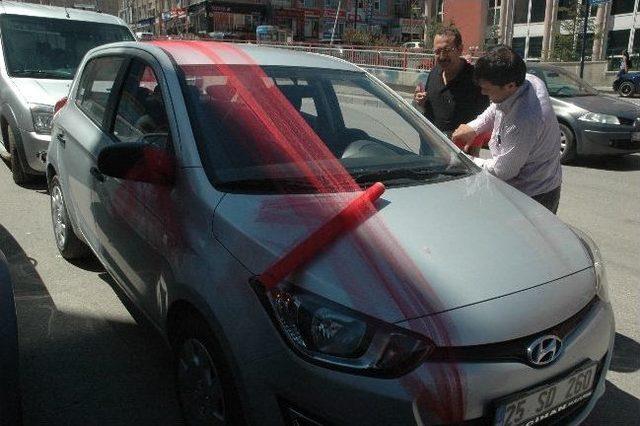 Düğünler Çoğaldı, Gelin Arabası Süsleyen Esnaf Bayram Etti