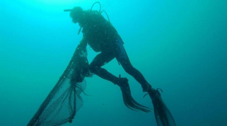 Urla'da "Su Altına &Ouml;zg&uuml;rl&uuml;k" Projesi